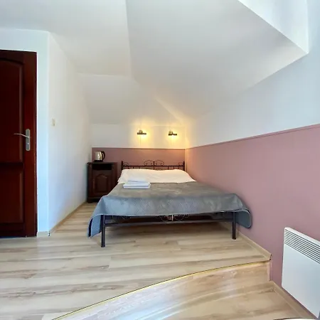 Atena Bed & Breakfast Leba