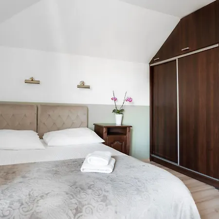 Atena Bed & Breakfast Leba