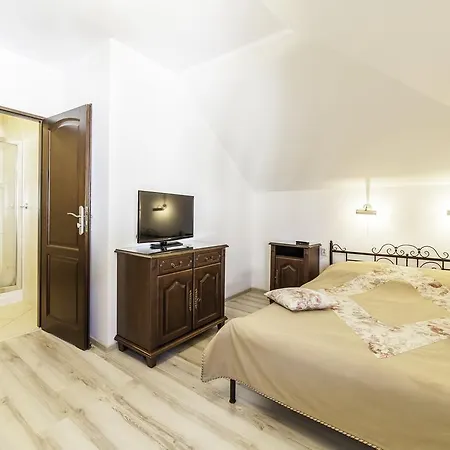 Atena Bed & Breakfast Leba