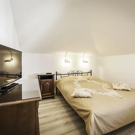 Atena Bed & Breakfast Leba