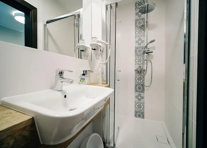 Atena 住宿加早餐酒店 莱鲍