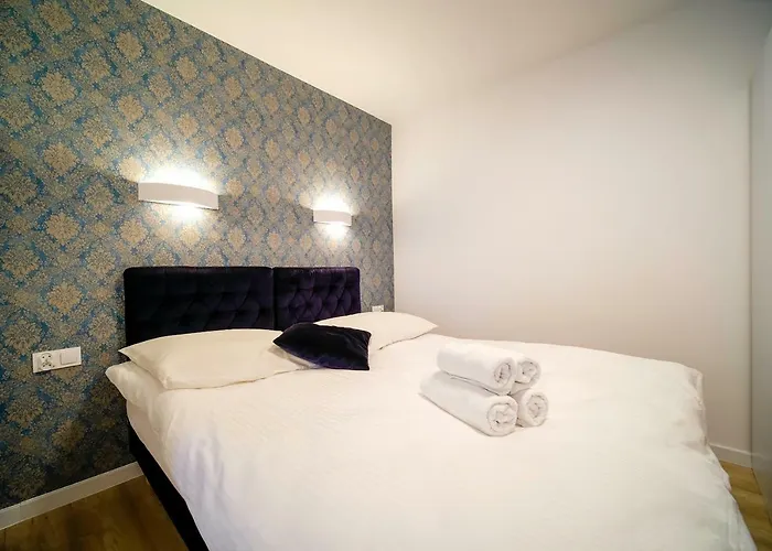 Bed and Breakfast Atena 3*